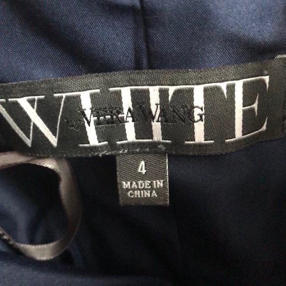 Size 4 Vera Wang Navy Blue Bridesmaids/Prom Dress - Picture 4 of 4